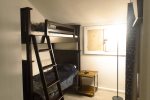 Waterville Estates Condo with Bunk Beds